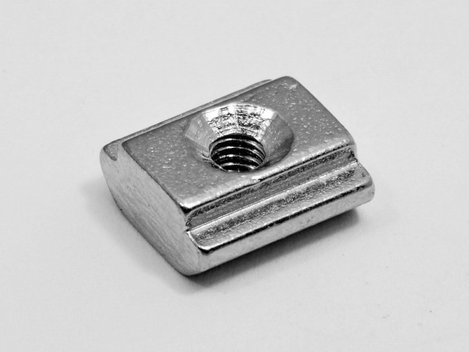 Сухарь пазовый М4 паз 8 профиль 3030 50шт